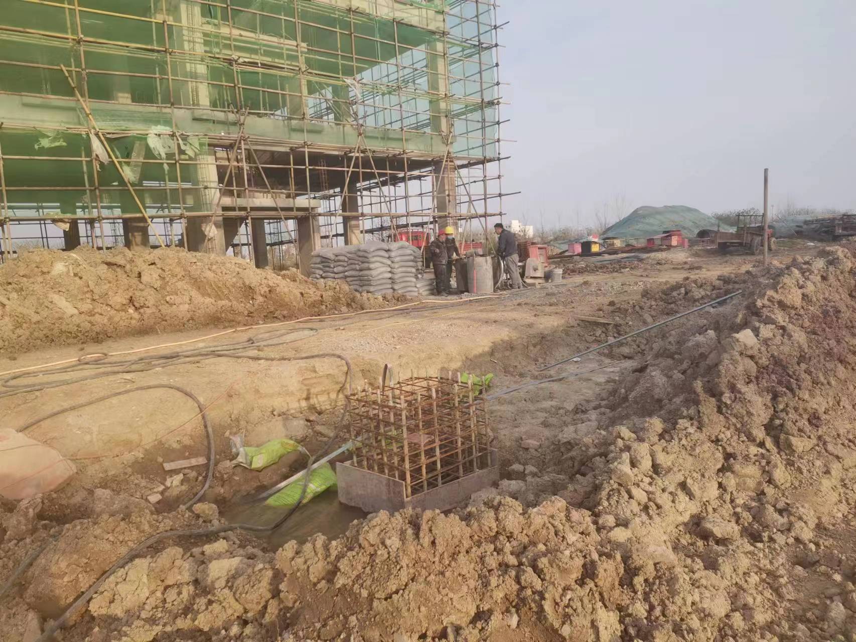 北流当桥梁出现裂缝的时候应该及时加固修补